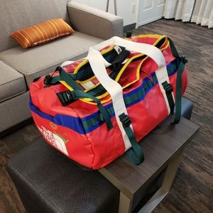NWT THE NORTH FACE OK BASE CAMP DUFFEL - MEDIUM